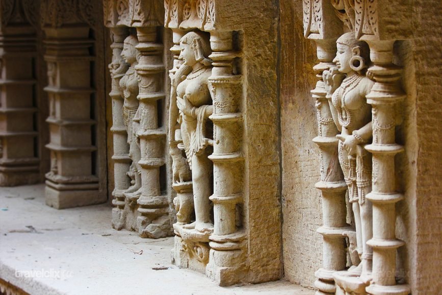 apsara sculptures